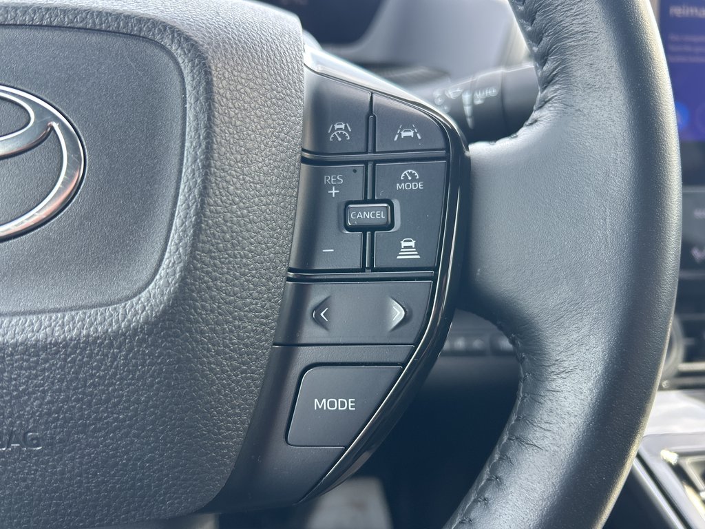 2023 Toyota bZ4X in Niagara Falls, Ontario - 14 - w1024h768px