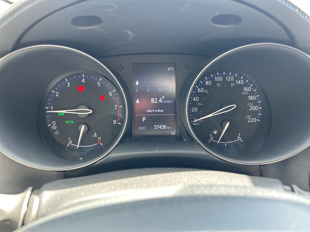 2019 Toyota C-HR XLE PREMIUM FWD in Niagara Falls, Ontario - 14 - w1024h768px