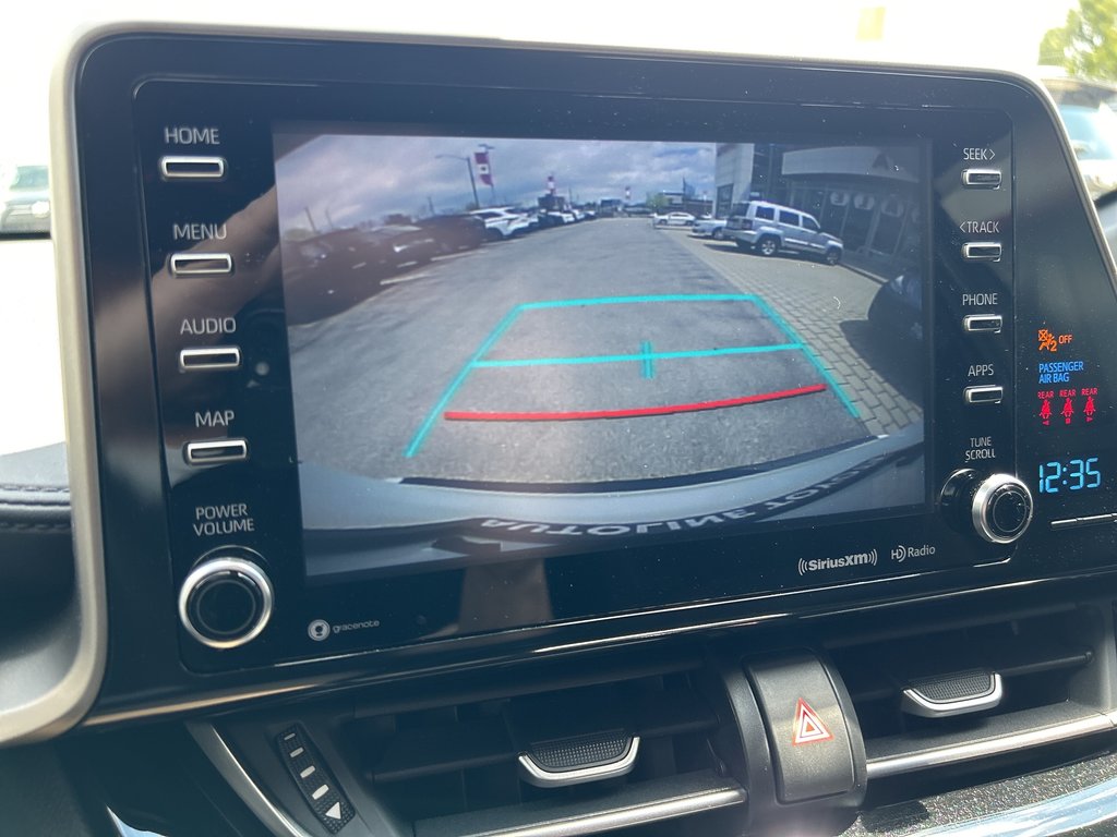 2019 Toyota C-HR XLE PREMIUM FWD in Niagara Falls, Ontario - 16 - w1024h768px