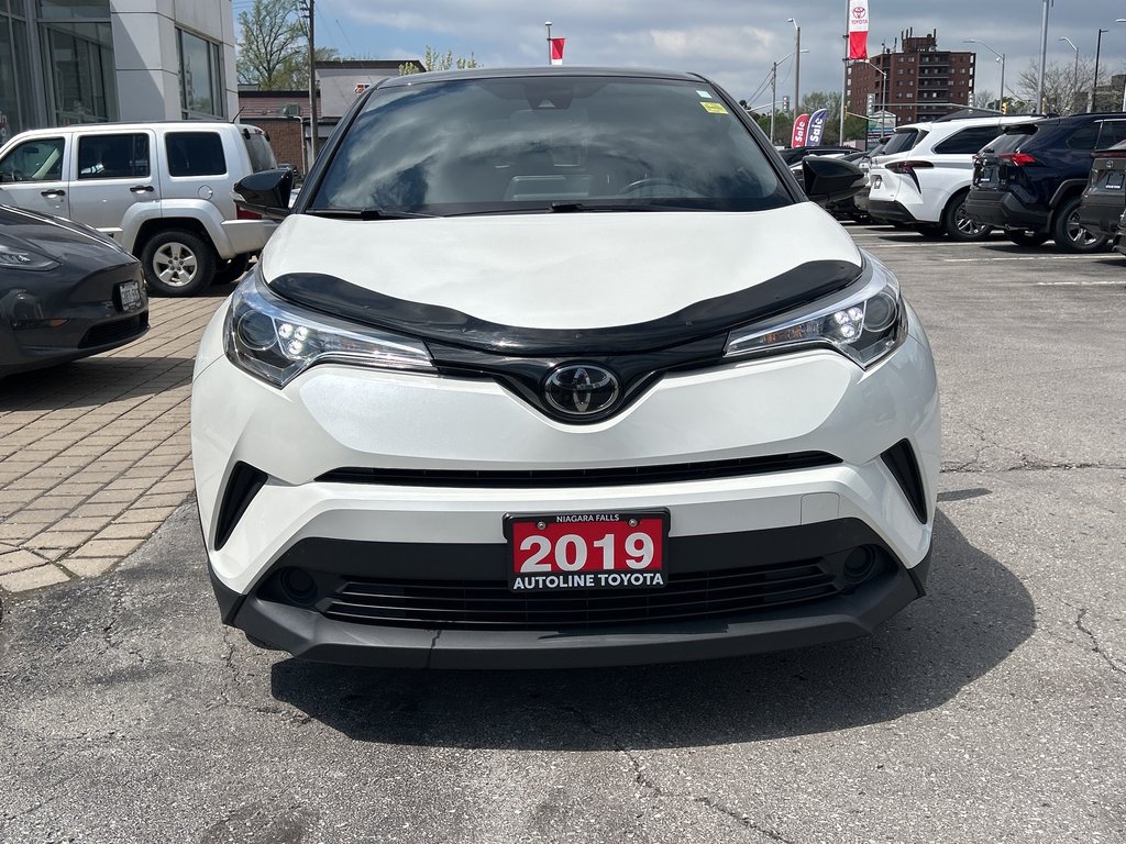 2019 Toyota C-HR XLE PREMIUM FWD in Niagara Falls, Ontario - 8 - w1024h768px