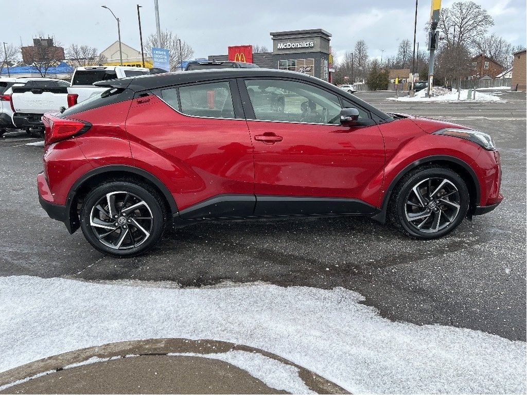 2021 Toyota C-HR LIMITED in Niagara Falls, Ontario - 6 - w1024h768px