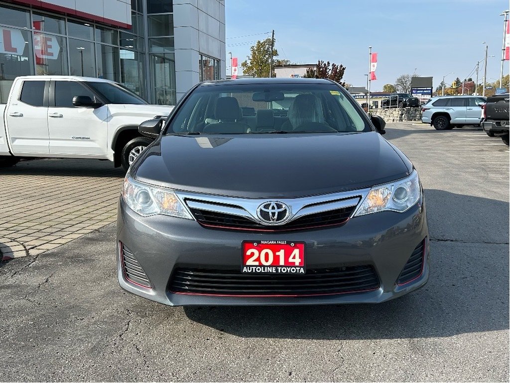 2014  Camry LE in Niagara Falls, Ontario - 8 - w1024h768px