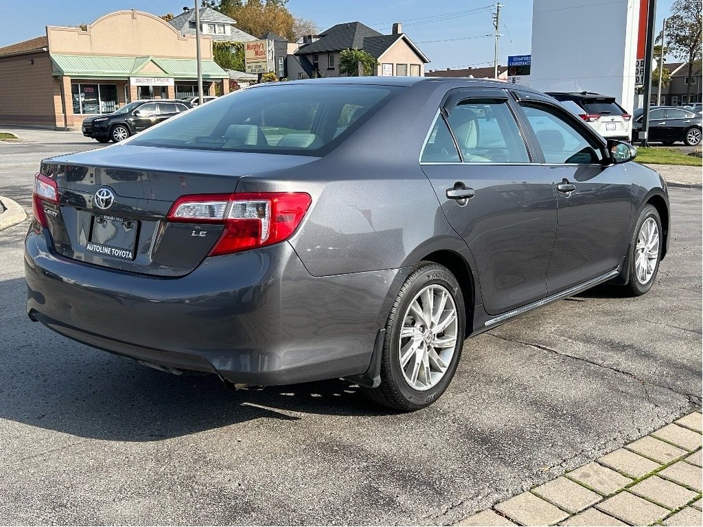 2014  Camry LE in Niagara Falls, Ontario - 5 - w1024h768px