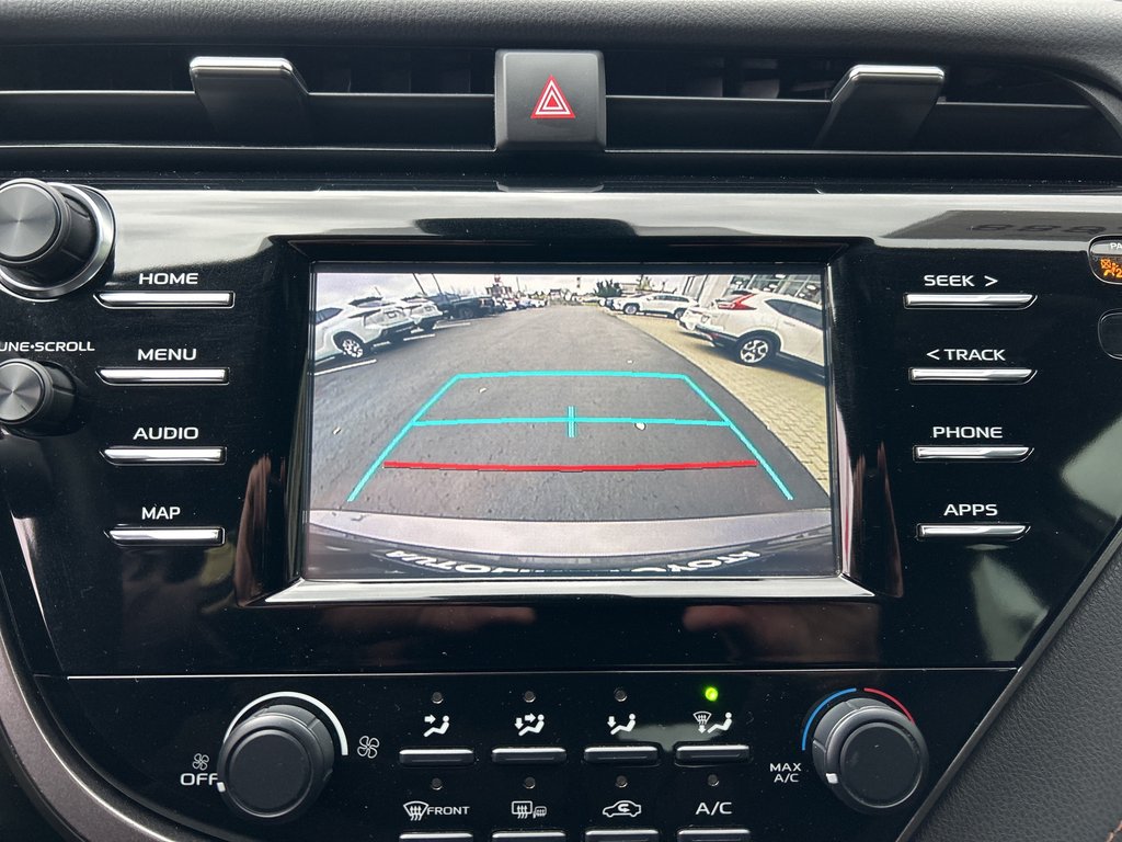 2020 Toyota Camry LE in Niagara Falls, Ontario - 19 - w1024h768px