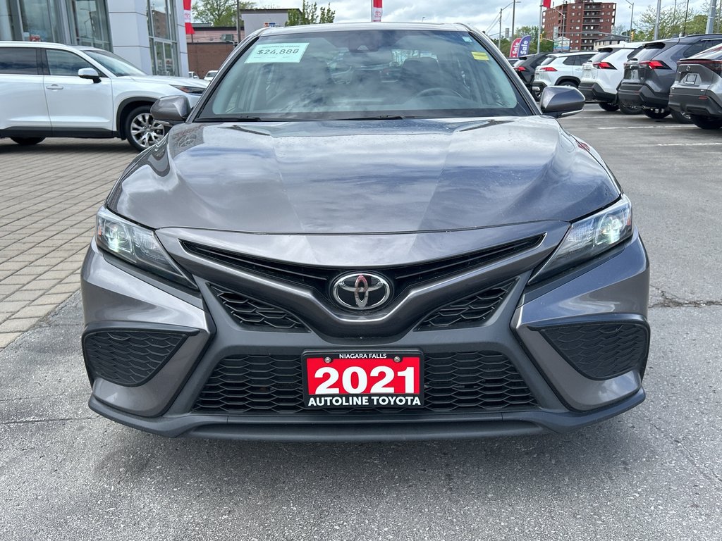 2021 Toyota Camry SE in Niagara Falls, Ontario - 8 - w1024h768px