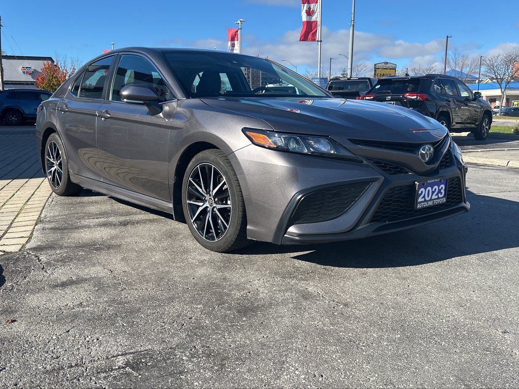 2023  Camry Hybrid SE in Niagara Falls, Ontario - 7 - w1024h768px