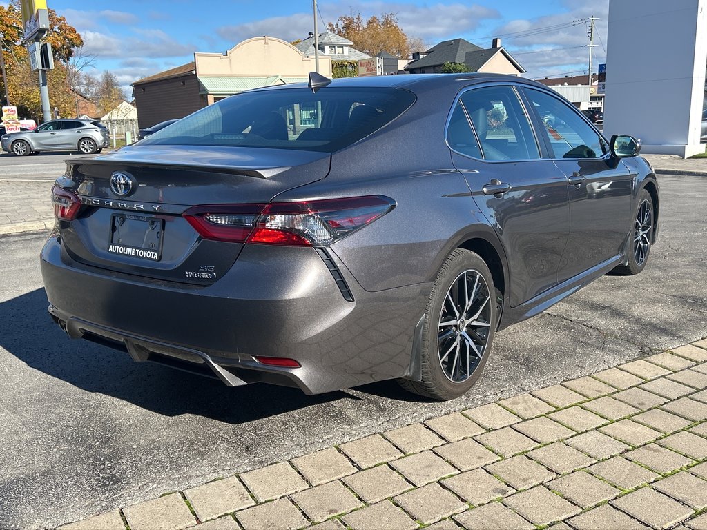 2023  Camry Hybrid SE in Niagara Falls, Ontario - 6 - w1024h768px