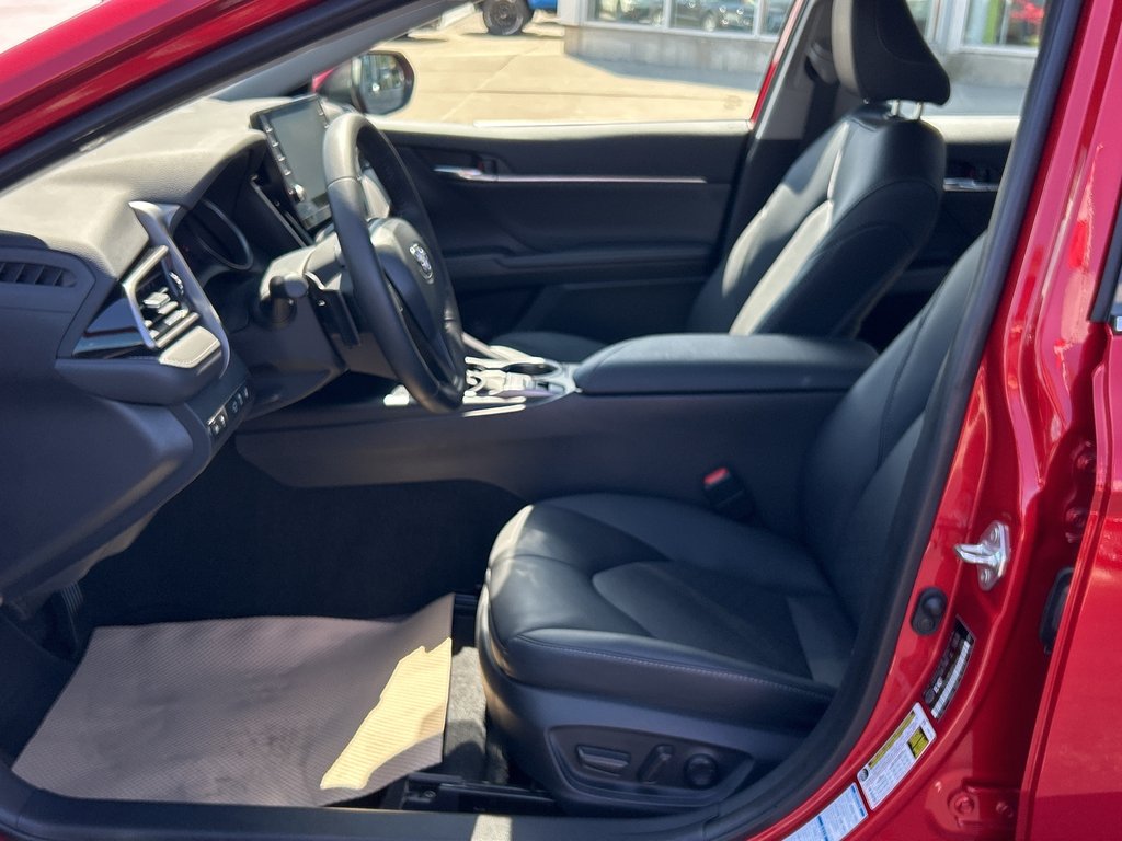 2024 Toyota Camry XSE in Niagara Falls, Ontario - 13 - w1024h768px