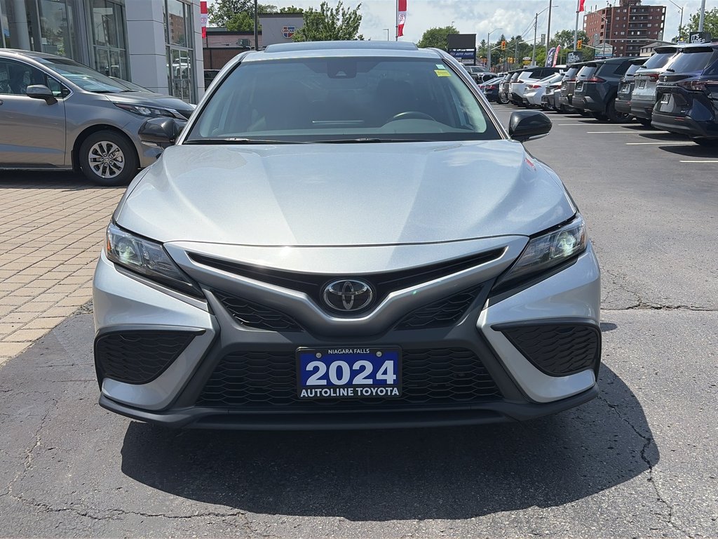 2024 Toyota Camry SE in Niagara Falls, Ontario - 7 - w1024h768px