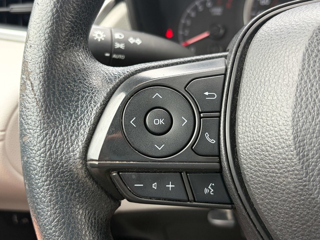 2022 Toyota Corolla Cross L in Niagara Falls, Ontario - 19 - w1024h768px