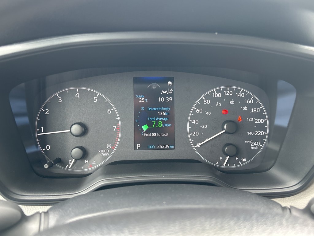 2023 Toyota COROLLA CROSS L in Niagara Falls, Ontario - 14 - w1024h768px
