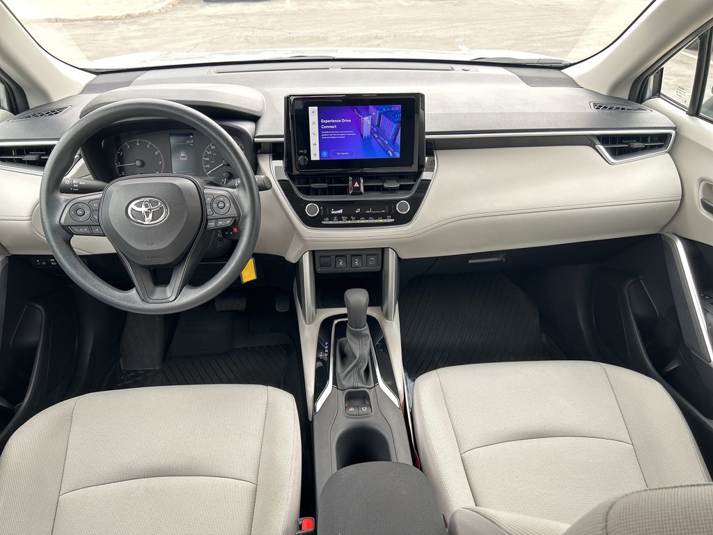 2023 Toyota COROLLA CROSS L in Niagara Falls, Ontario - 15 - w1024h768px