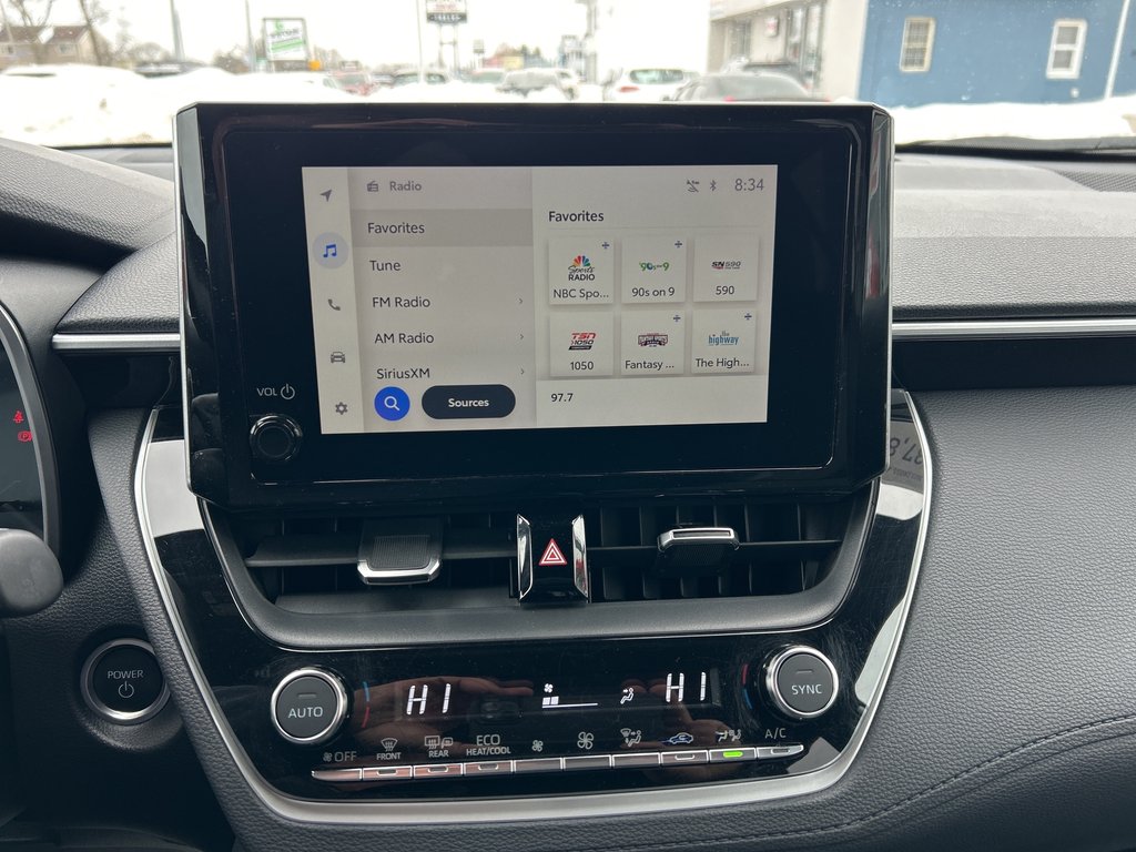 2023 Toyota Corolla Cross Hybrid XSE in Niagara Falls, Ontario - 18 - w1024h768px