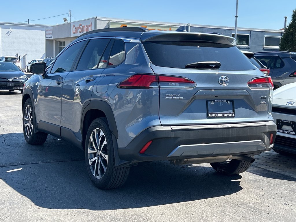 2023 Toyota Corolla Cross XLE in Niagara Falls, Ontario - 3 - w1024h768px