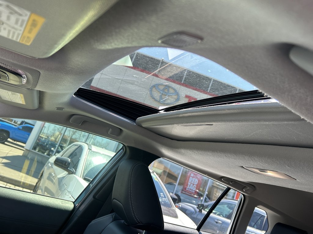 2023 Toyota Corolla Cross XLE in Niagara Falls, Ontario - 19 - w1024h768px