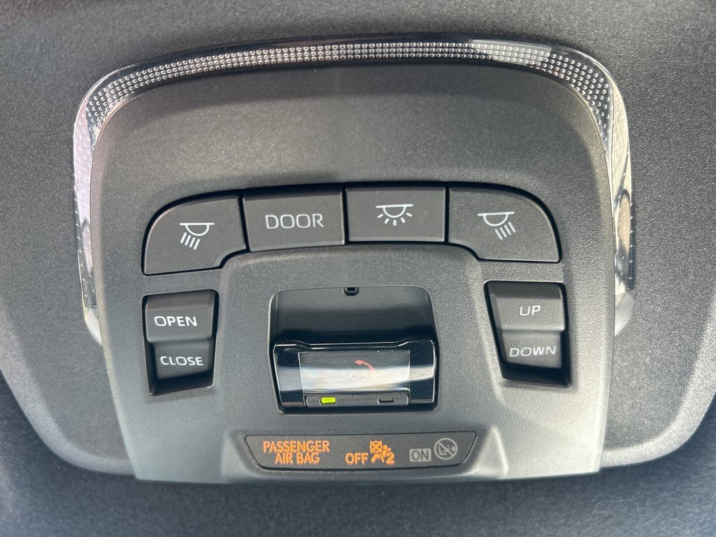 2024 Toyota COROLLA CROSS Hybrid XSE in Niagara Falls, Ontario - 20 - w1024h768px