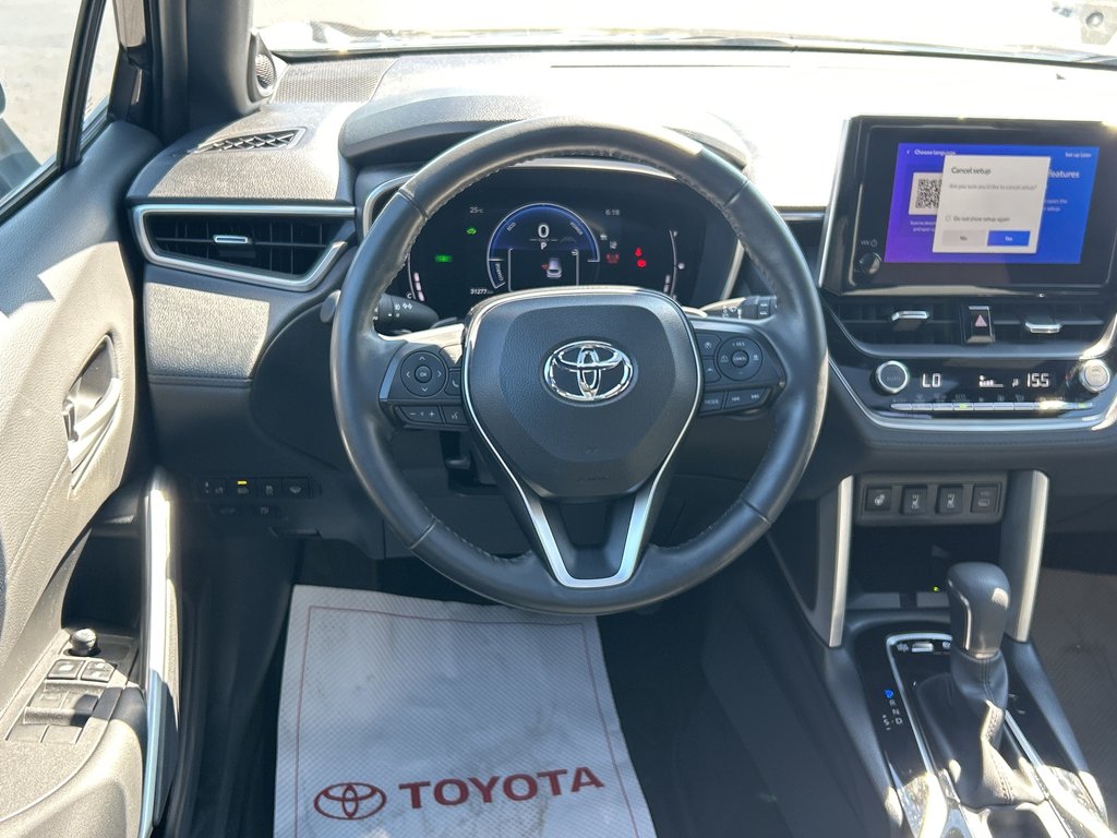 2024 Toyota COROLLA CROSS Hybrid XSE in Niagara Falls, Ontario - 10 - w1024h768px
