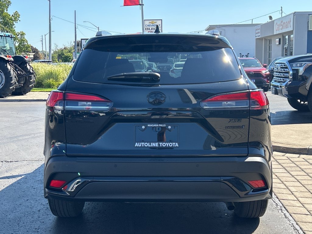 2024 Toyota COROLLA CROSS Hybrid XSE in Niagara Falls, Ontario - 4 - w1024h768px