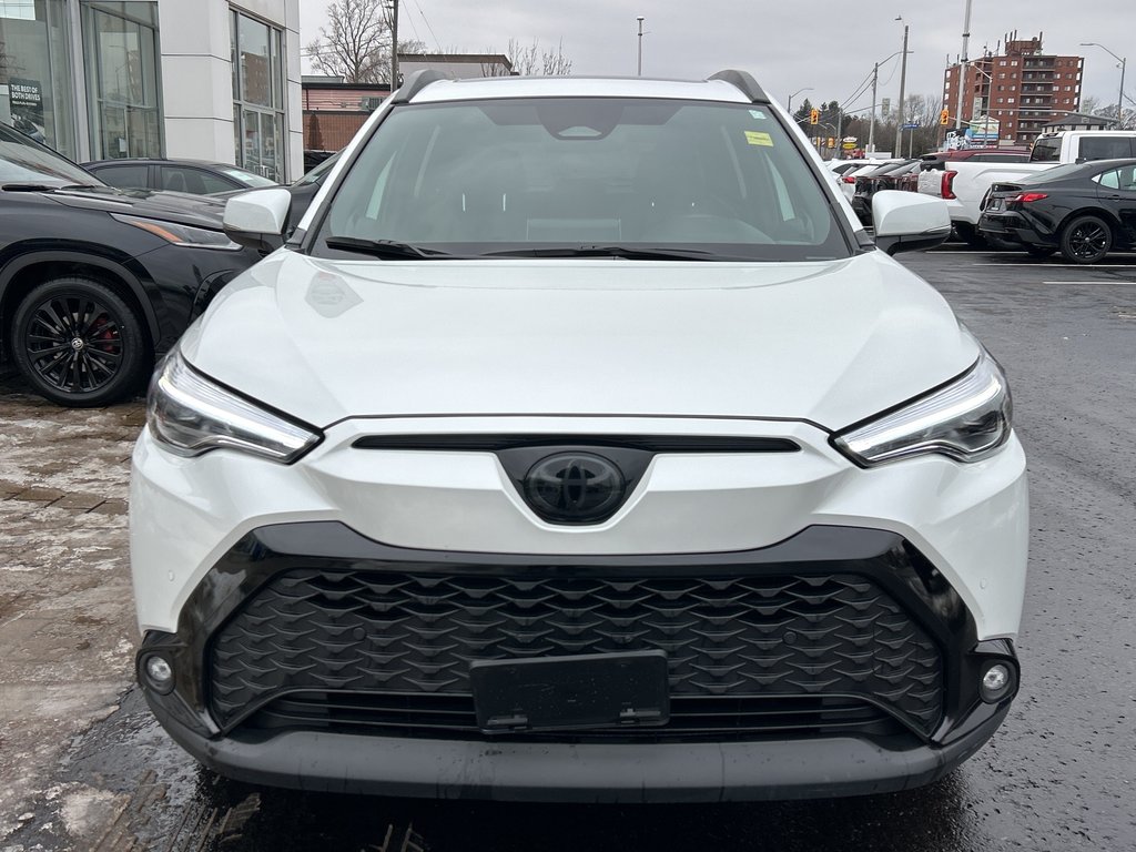 2024 Toyota Corolla Cross Hybrid XSE in Niagara Falls, Ontario - 8 - w1024h768px