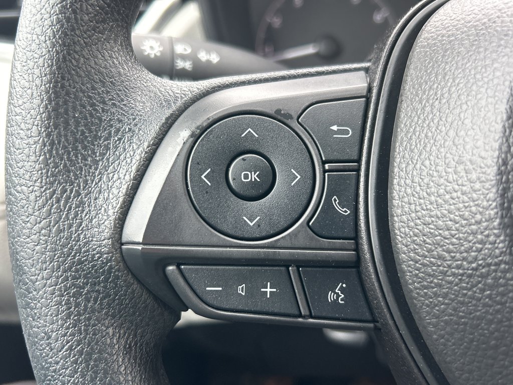 2024 Toyota Corolla Cross L in Niagara Falls, Ontario - 18 - w1024h768px