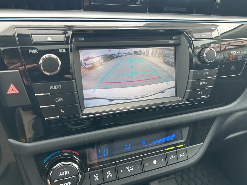 2016 Toyota Corolla S in Niagara Falls, Ontario - 17 - w1024h768px