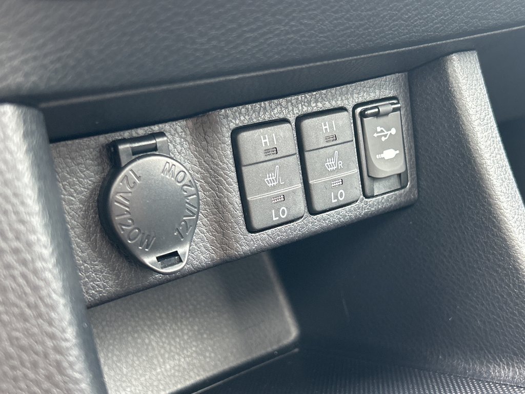 2016 Toyota Corolla S in Niagara Falls, Ontario - 18 - w1024h768px