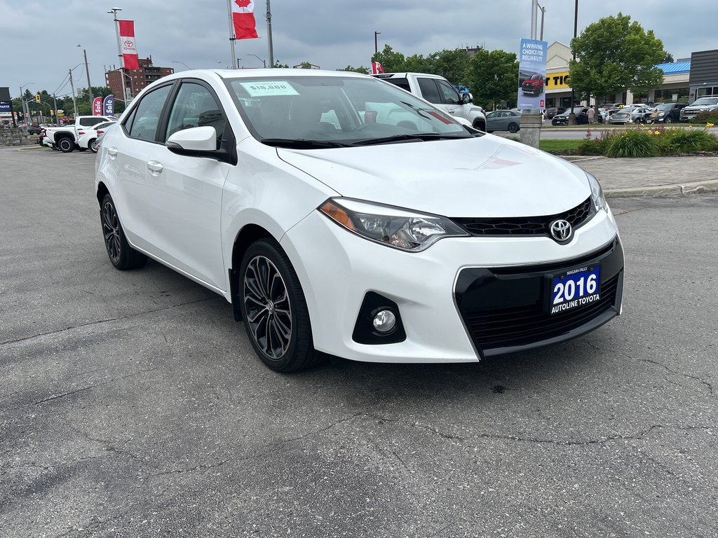 2016 Toyota Corolla S in Niagara Falls, Ontario - 7 - w1024h768px