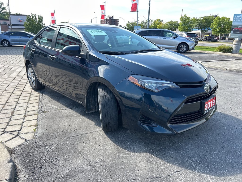 2019  Corolla LE CVT in Niagara Falls, Ontario - 7 - w1024h768px