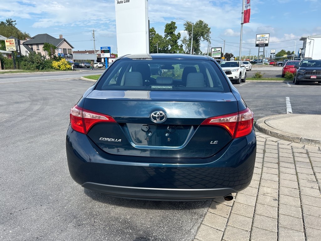 2019  Corolla LE CVT in Niagara Falls, Ontario - 4 - w1024h768px