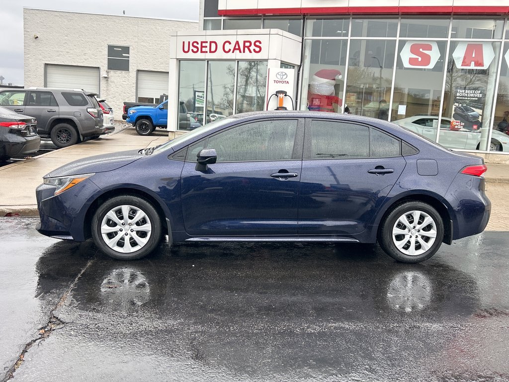 2021 Toyota Corolla LE in Niagara Falls, Ontario - 2 - w1024h768px