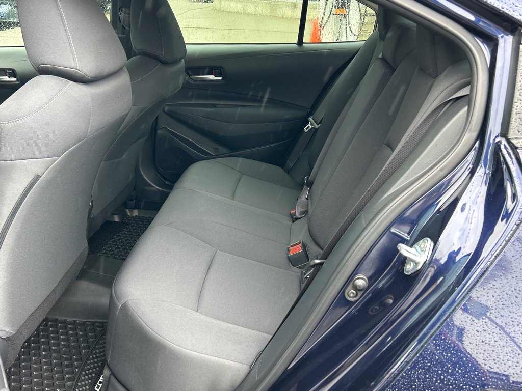 2021 Toyota Corolla LE in Niagara Falls, Ontario - 12 - w1024h768px