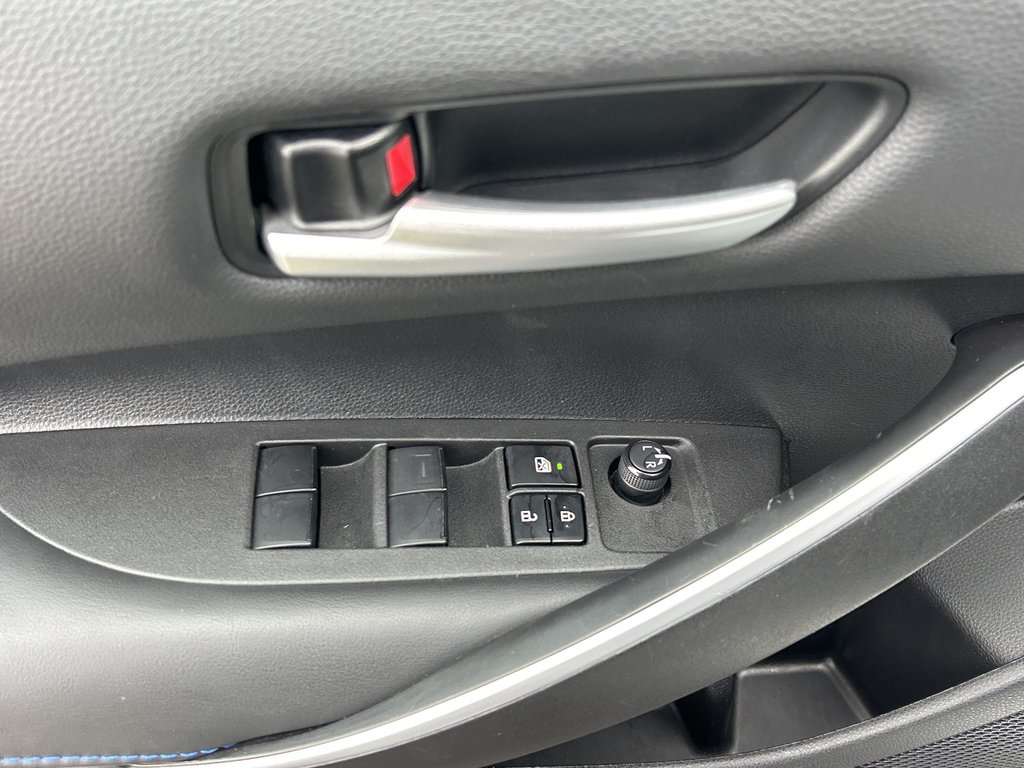 2021 Toyota Corolla SE in Niagara Falls, Ontario - 9 - w1024h768px