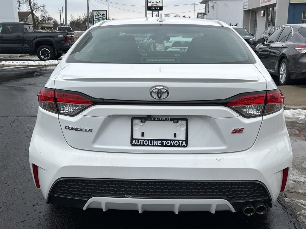 2021 Toyota Corolla SE in Niagara Falls, Ontario - 4 - w1024h768px