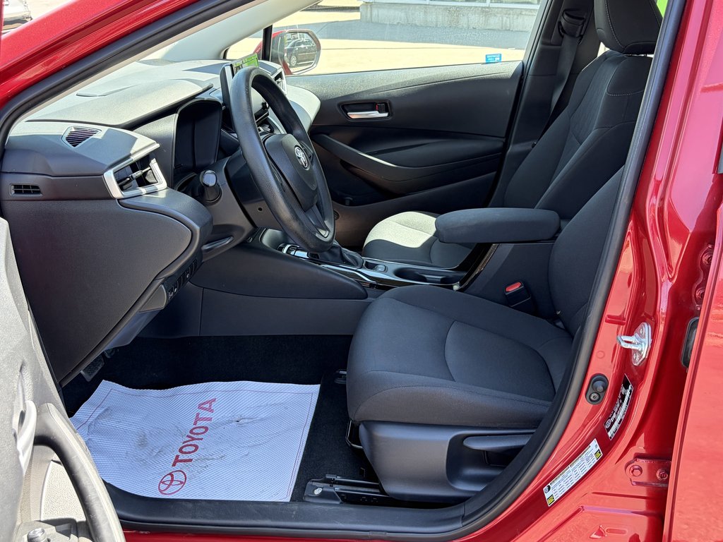 2021 Toyota Corolla LE in Niagara Falls, Ontario - 10 - w1024h768px