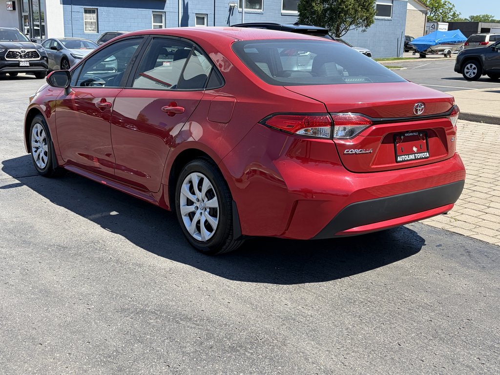 2021 Toyota Corolla LE in Niagara Falls, Ontario - 3 - w1024h768px