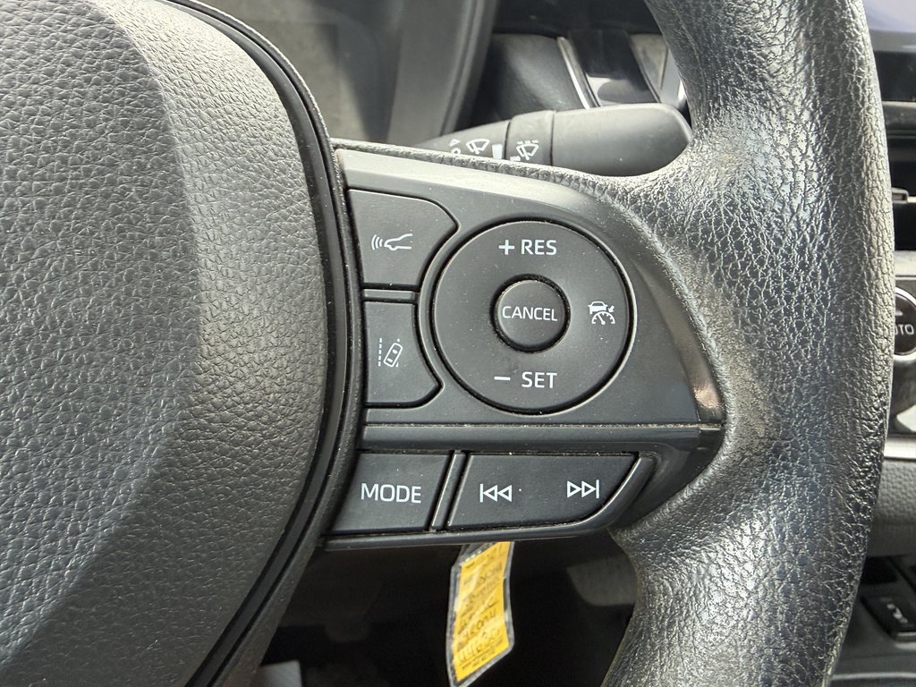 2021 Toyota Corolla LE in Niagara Falls, Ontario - 15 - w1024h768px
