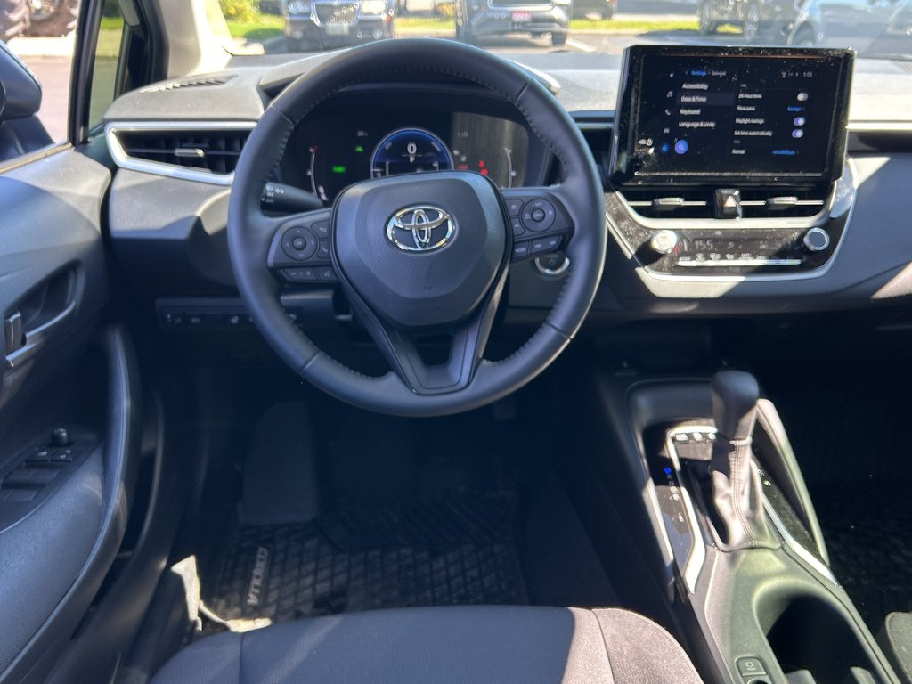 2024 Toyota Corolla Hybrid LE in Niagara Falls, Ontario - 10 - w1024h768px