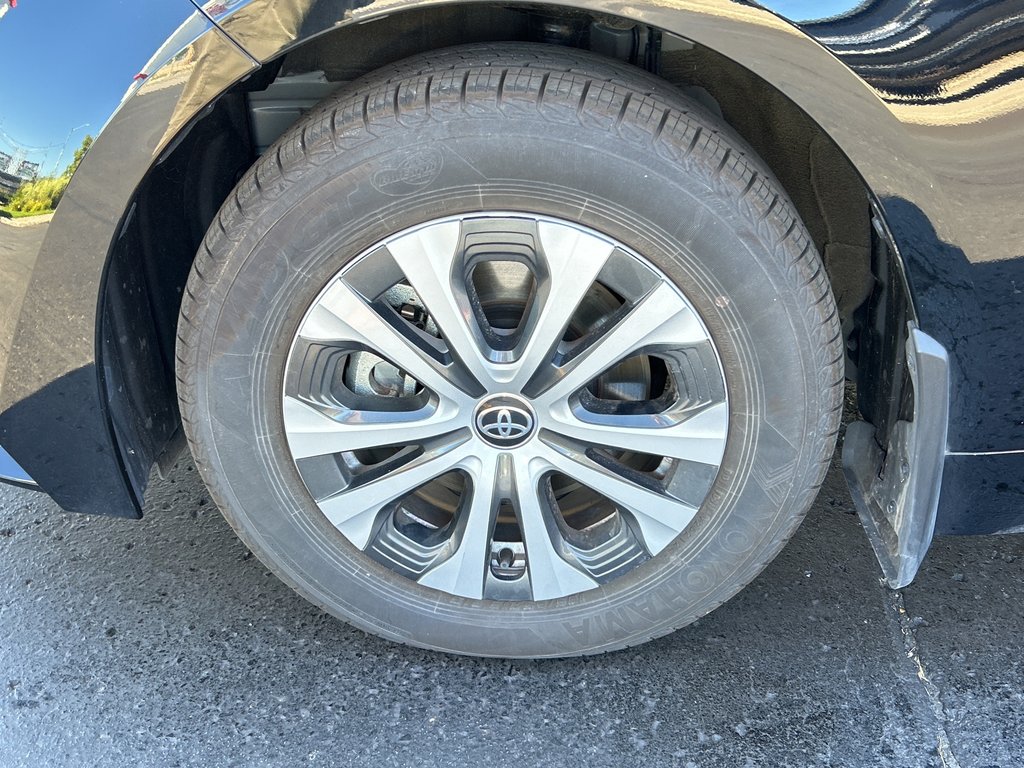 2024 Toyota Corolla Hybrid LE in Niagara Falls, Ontario - 21 - w1024h768px
