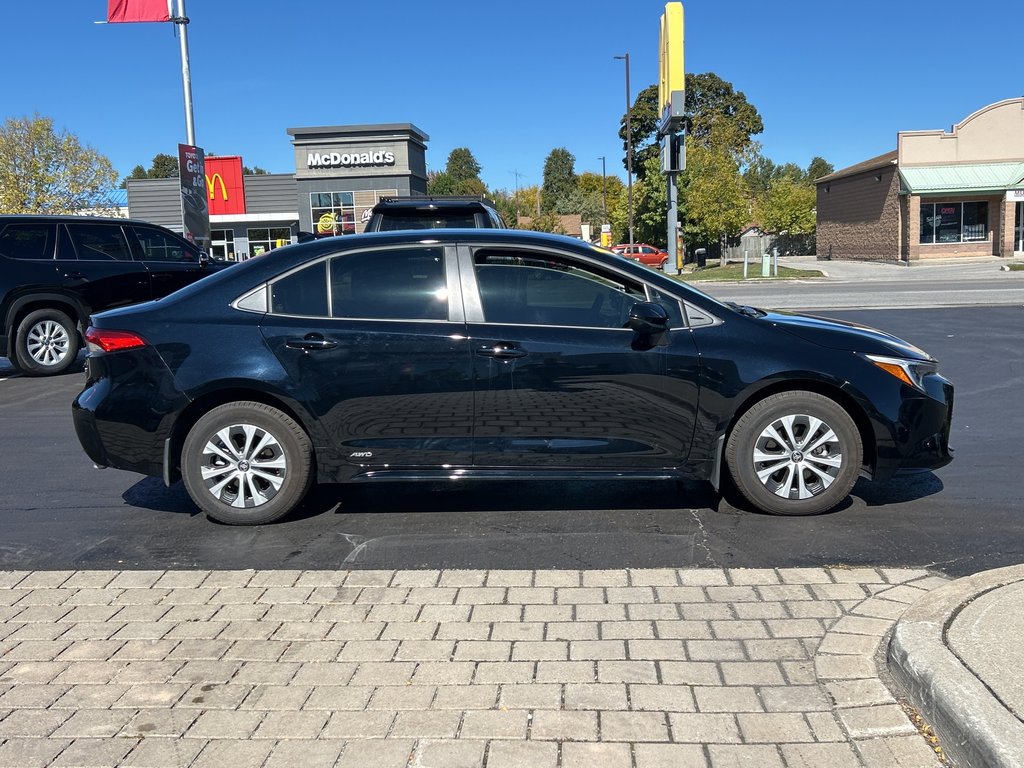 2024 Toyota Corolla Hybrid LE in Niagara Falls, Ontario - 6 - w1024h768px