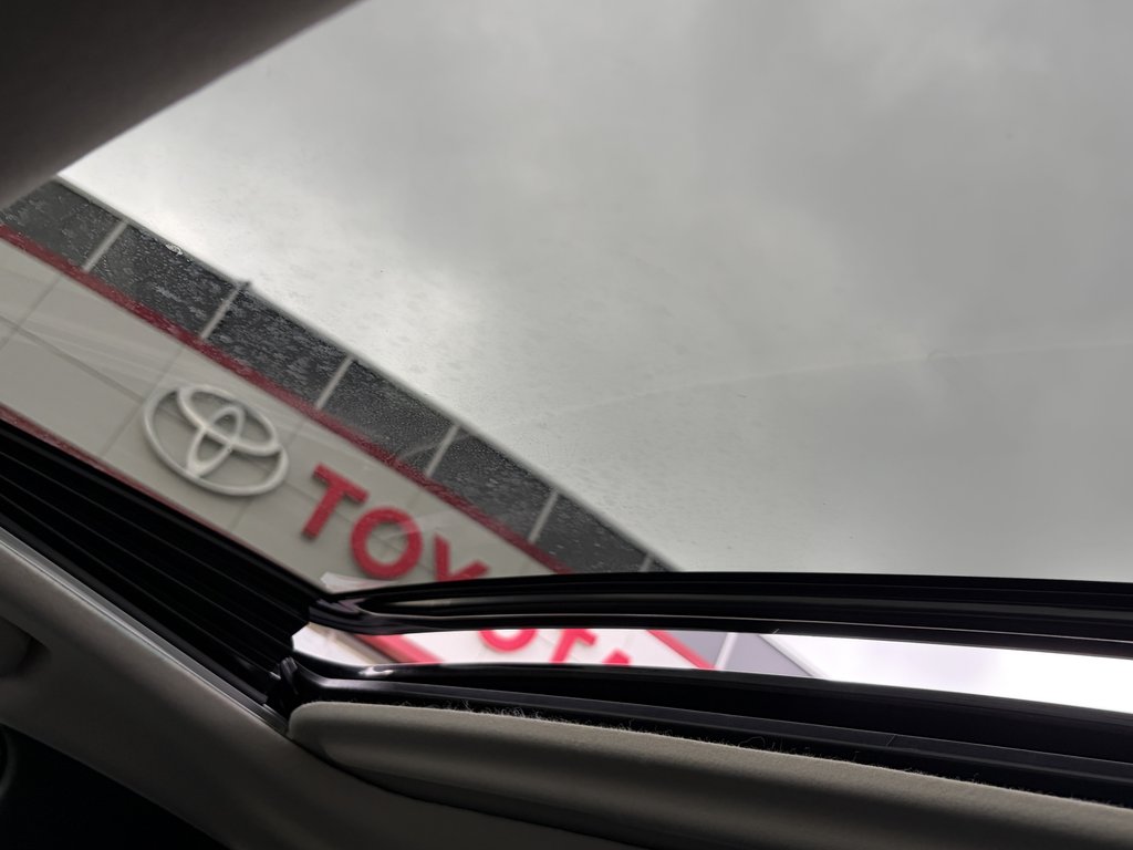 2024 Toyota Corolla LE in Niagara Falls, Ontario - 20 - w1024h768px