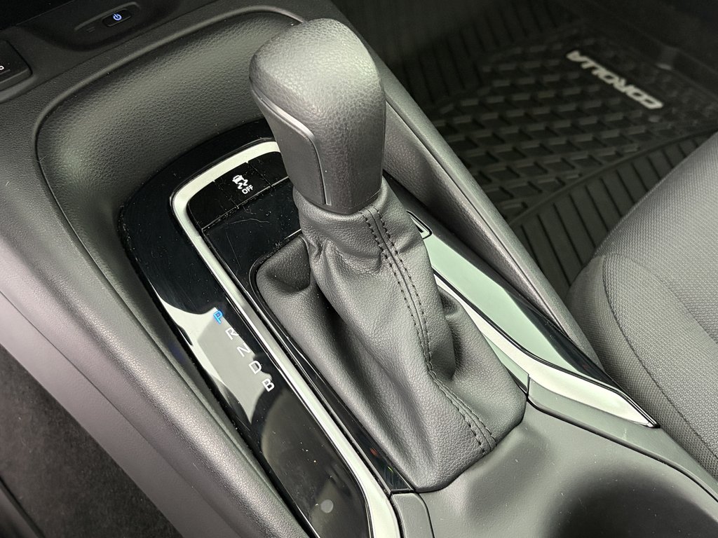 2024 Toyota Corolla LE in Niagara Falls, Ontario - 17 - w1024h768px