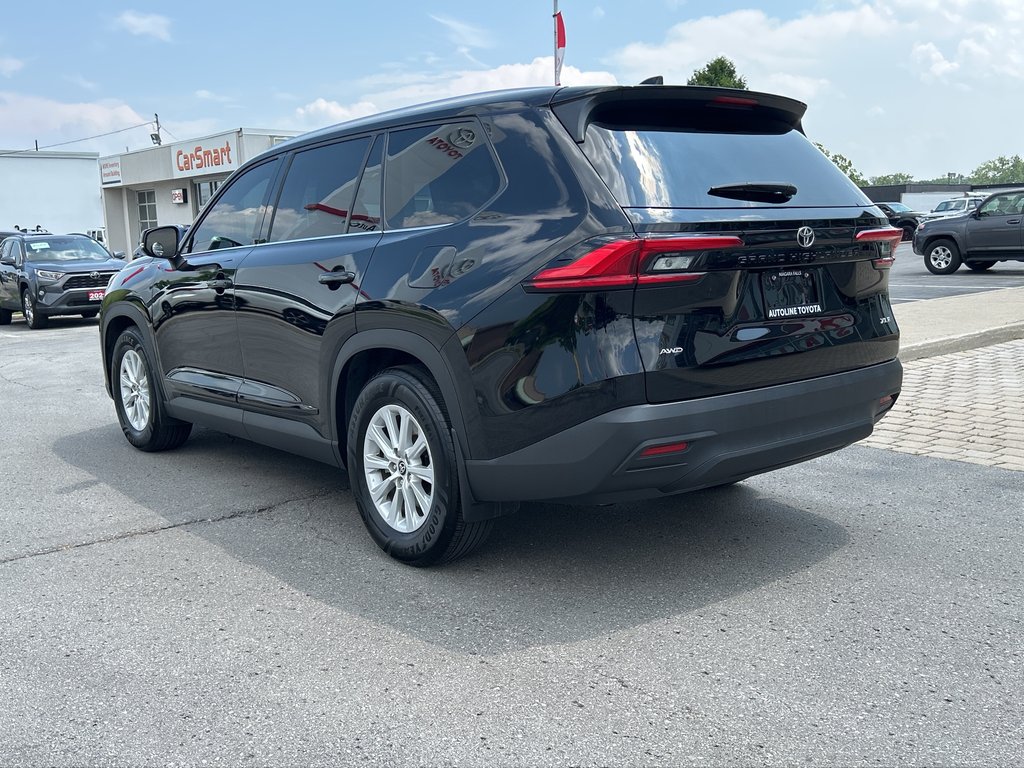 2024 Toyota Grand Highlander XLE in Niagara Falls, Ontario - 3 - w1024h768px