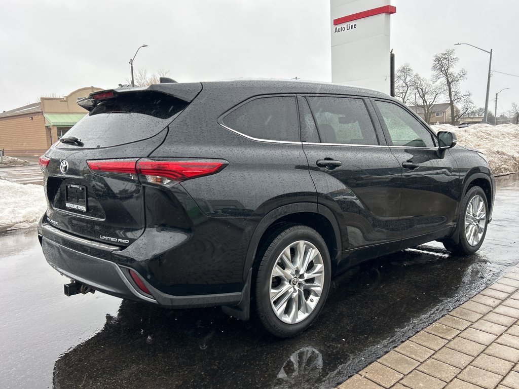 2021 Toyota Highlander Limited in Niagara Falls, Ontario - 5 - w1024h768px