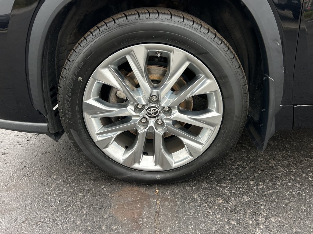 2021 Toyota Highlander Limited in Niagara Falls, Ontario - 26 - w1024h768px