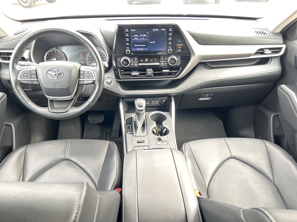 2022 Toyota Highlander XLE in Niagara Falls, Ontario - 16 - w1024h768px