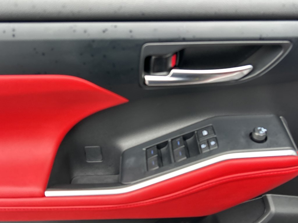 2022 Toyota Highlander XSE in Niagara Falls, Ontario - 9 - w1024h768px