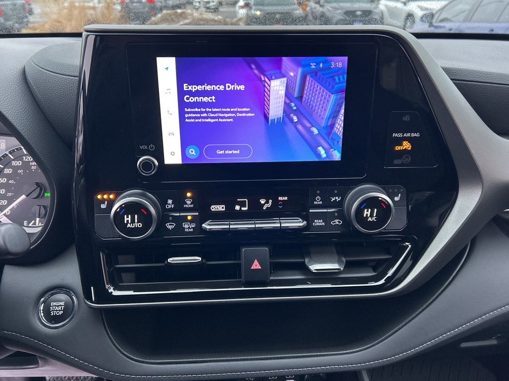 2023 Toyota Highlander LE in Niagara Falls, Ontario - 15 - w1024h768px