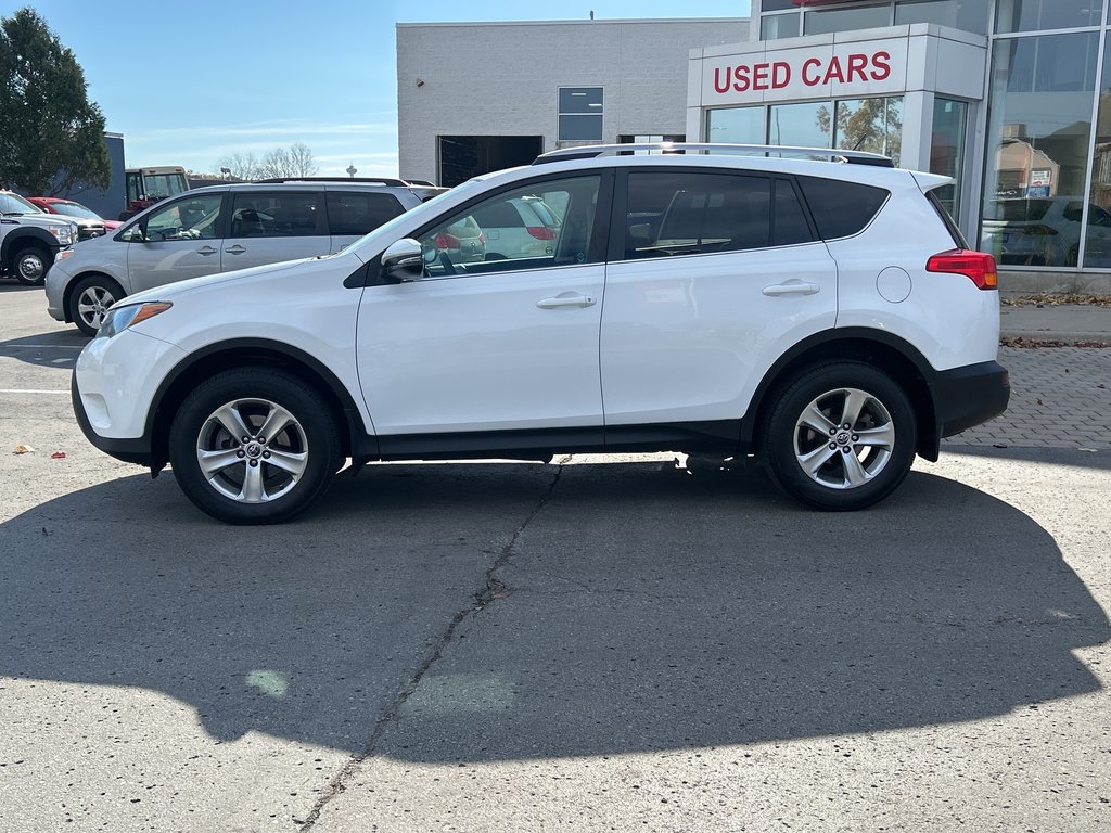 2015  RAV4 XLE in Niagara Falls, Ontario - 2 - w1024h768px