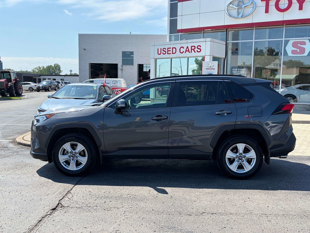 2019 Toyota RAV4 XLE in Niagara Falls, Ontario - 2 - w1024h768px