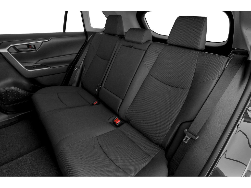 2019 Toyota RAV4 LE in Niagara Falls, Ontario - 8 - w1024h768px